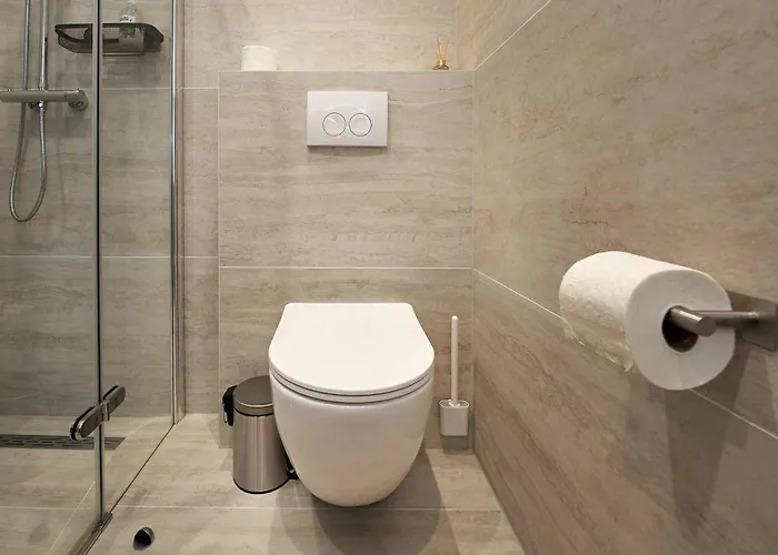 Escape Modern Near Everything آيندهوفن