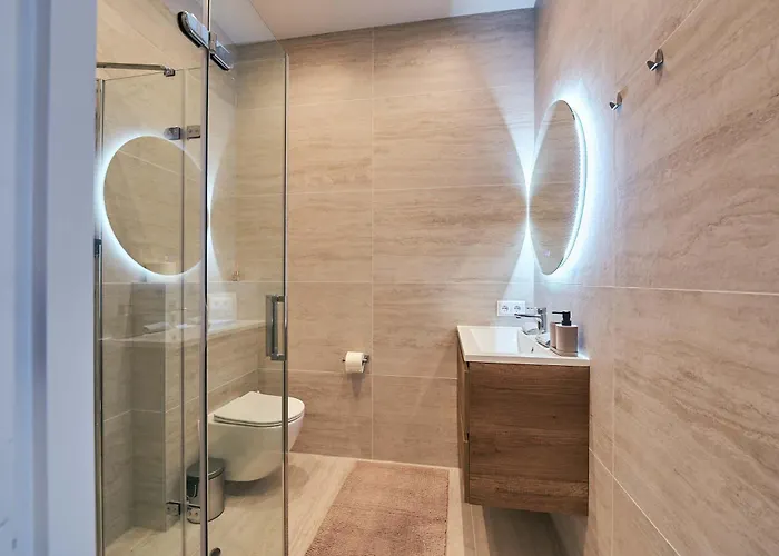 Escape Modern Near Everything آيندهوفن