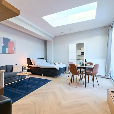 Apartman Escape Modern Near Everything