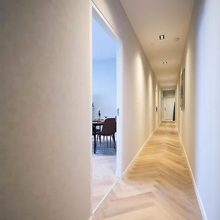 Escape Modern Near Everything * Eindhoven